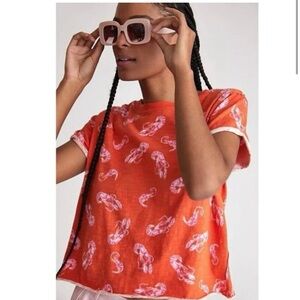 Anthropologie Maeve Shrimp Print Coral Tee‎ Shirt anthropologie free people top